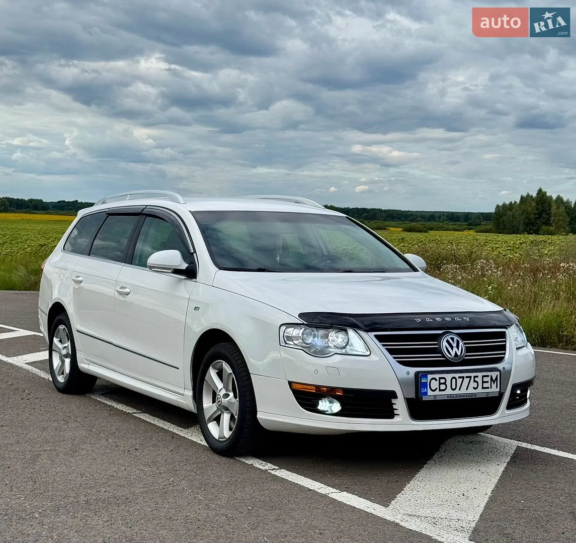 2010 Volkswagen Passat - мініатюра 9