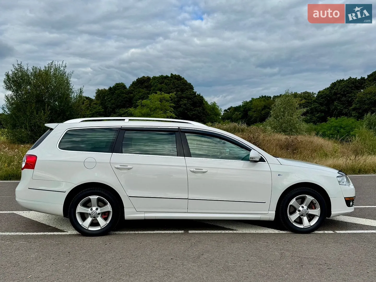 2010 Volkswagen Passat - мініатюра 6