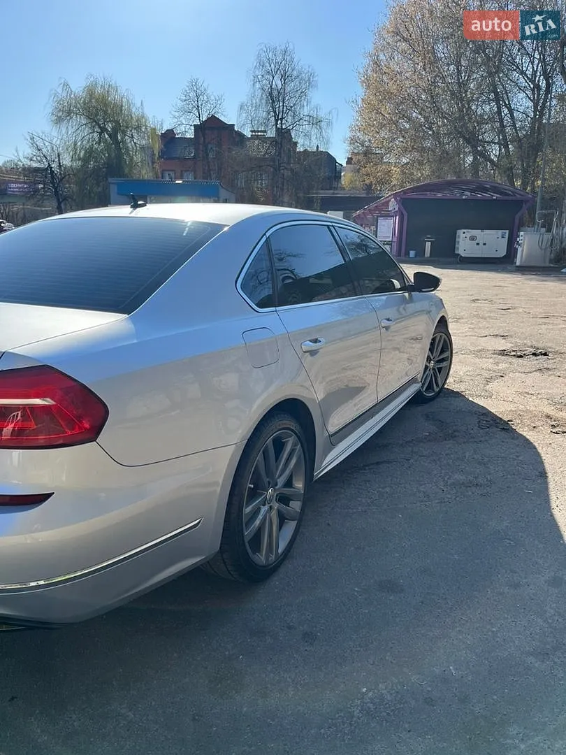 2016 Volkswagen Passat - мініатюра 5