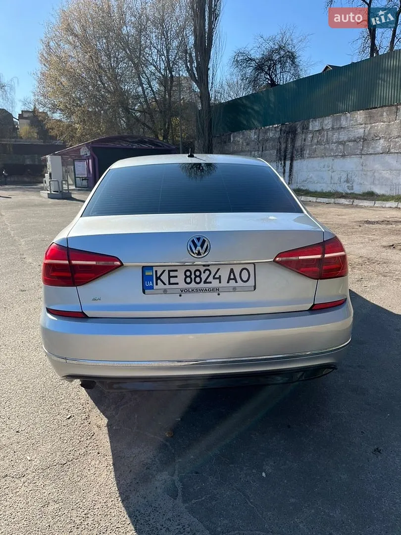 2016 Volkswagen Passat - мініатюра 6