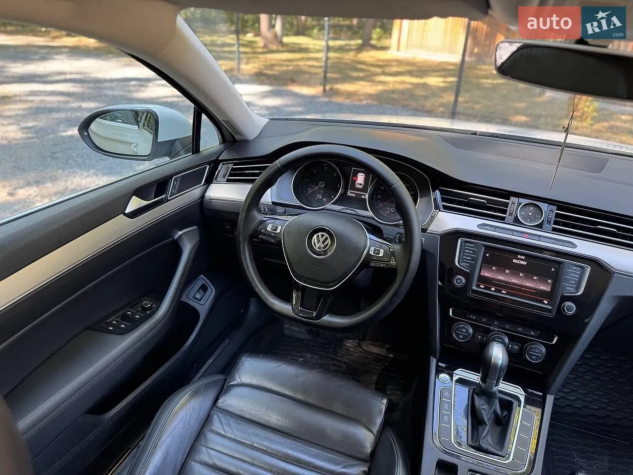 2015 Volkswagen Passat - мініатюра 31