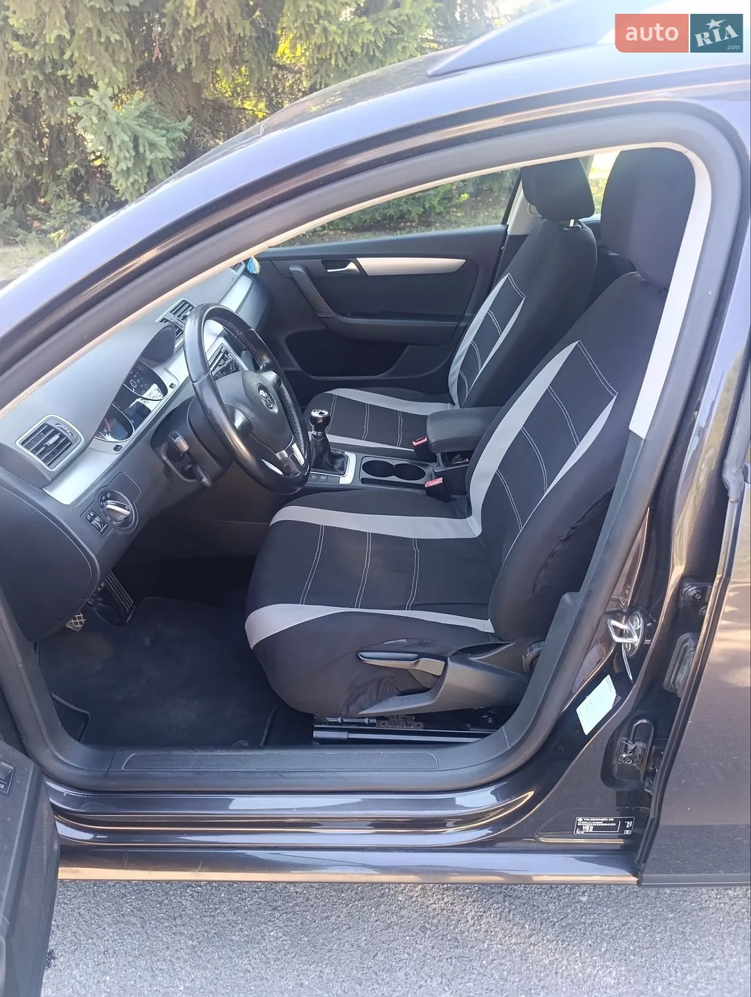 2011 Volkswagen Passat - мініатюра 21