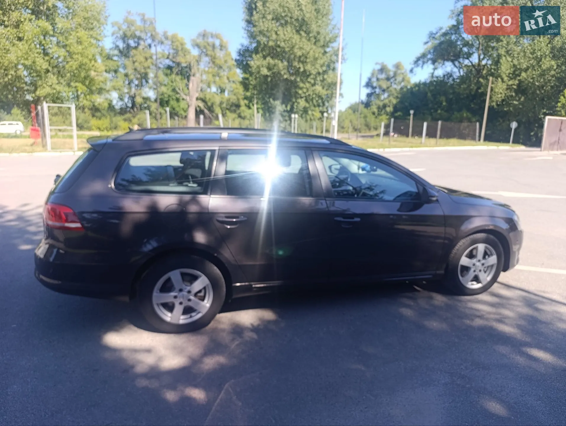 2011 Volkswagen Passat - мініатюра 40