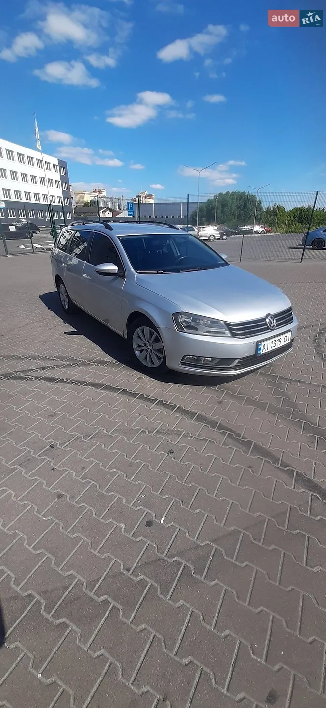 2011 Volkswagen Passat - мініатюра 4