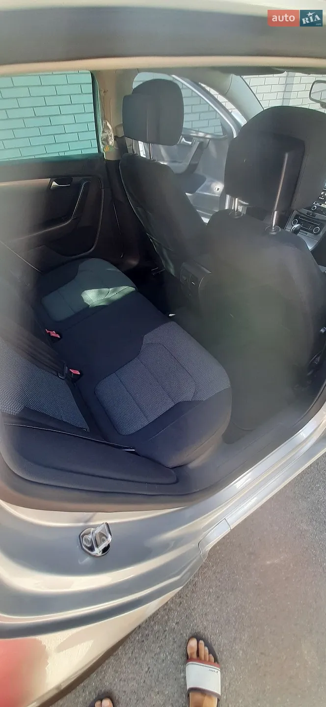 2011 Volkswagen Passat - мініатюра 13