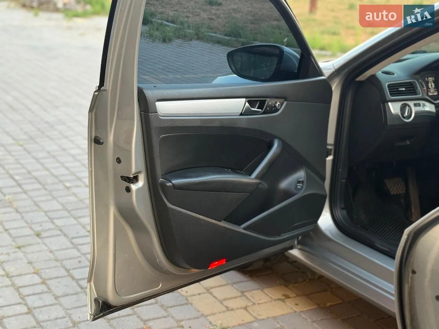 2012 Volkswagen Passat - мініатюра 24