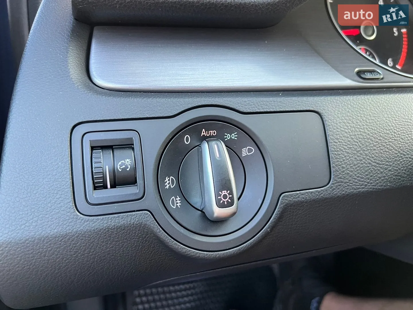 2013 Volkswagen Passat - мініатюра 61