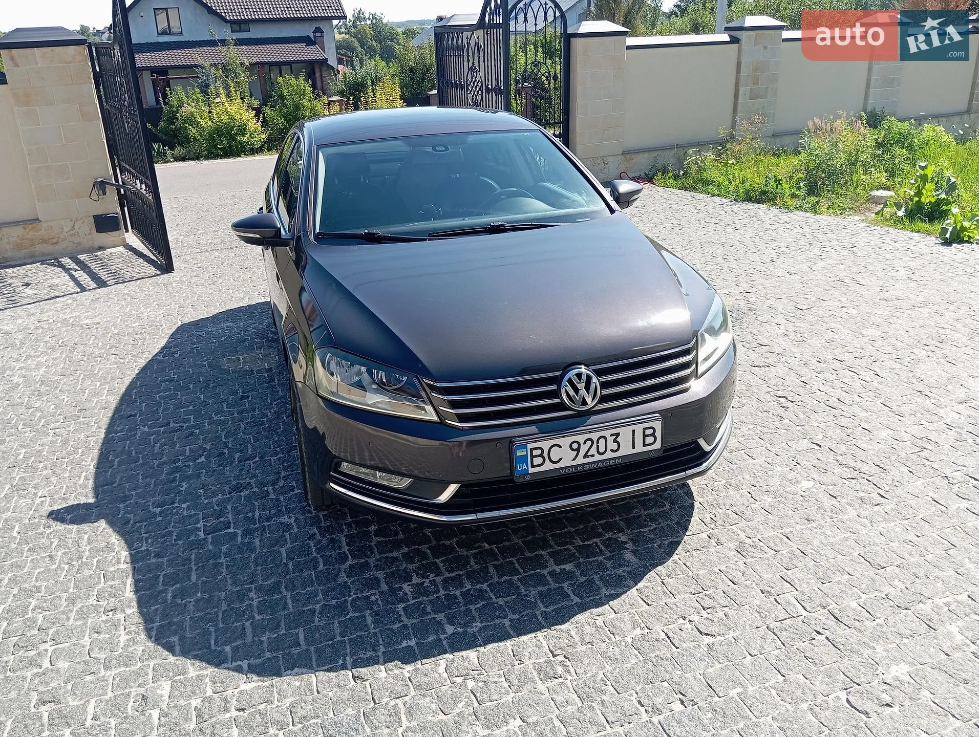 2011 Volkswagen Passat - фото 1