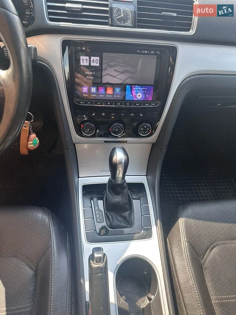 2013 Volkswagen Passat - мініатюра 13