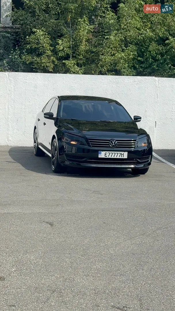 2013 Volkswagen Passat - фото 1