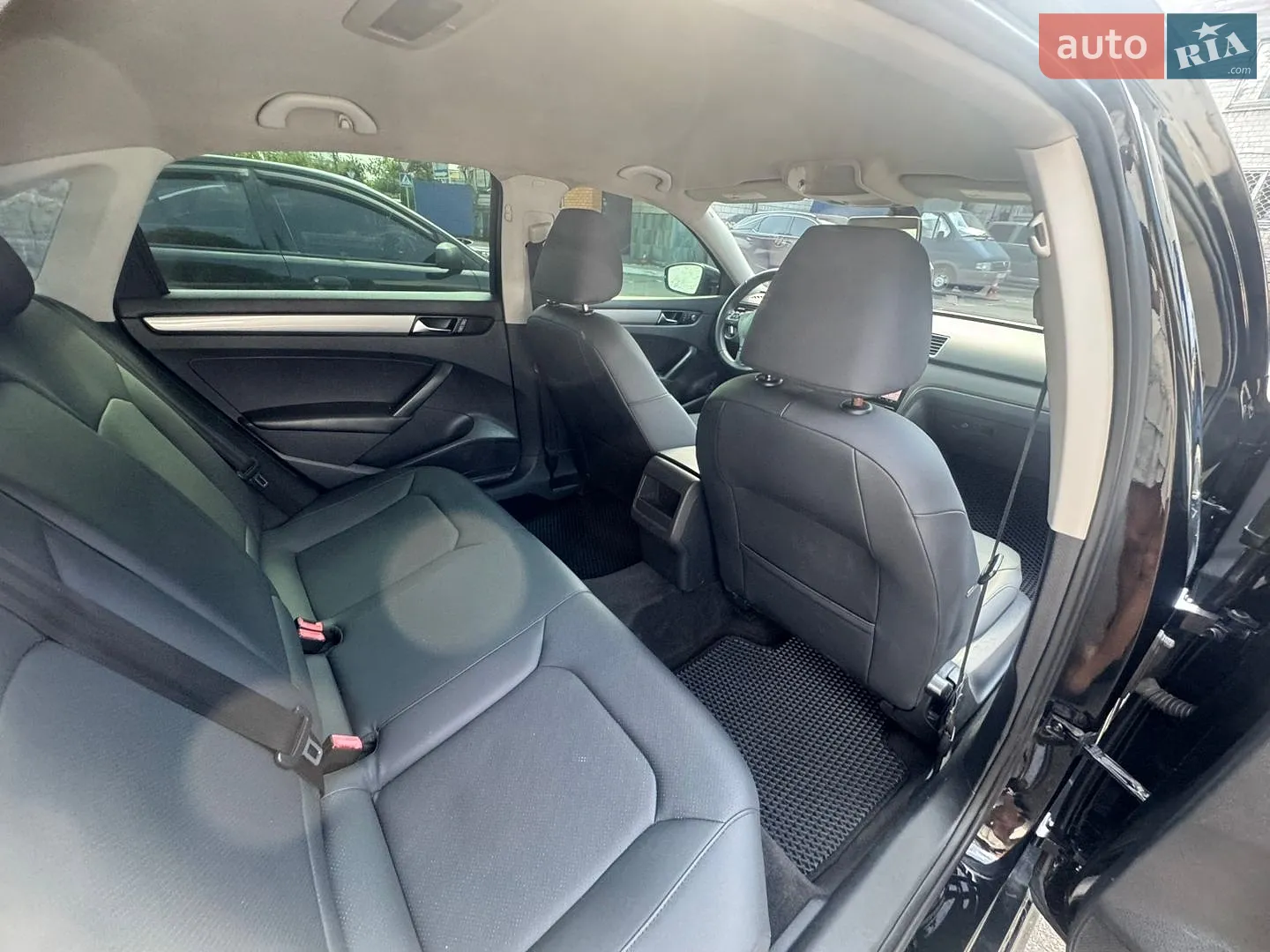 2013 Volkswagen Passat - мініатюра 31