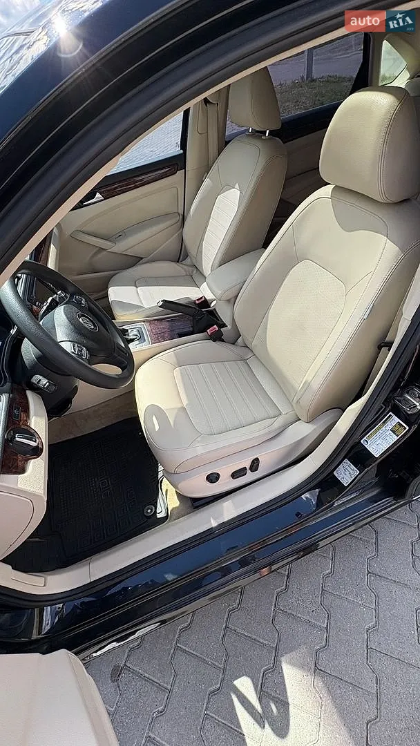 2012 Volkswagen Passat - мініатюра 10