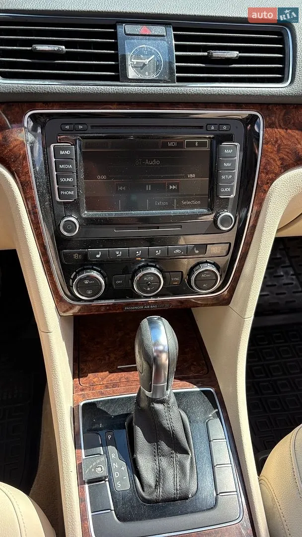 2012 Volkswagen Passat - мініатюра 13