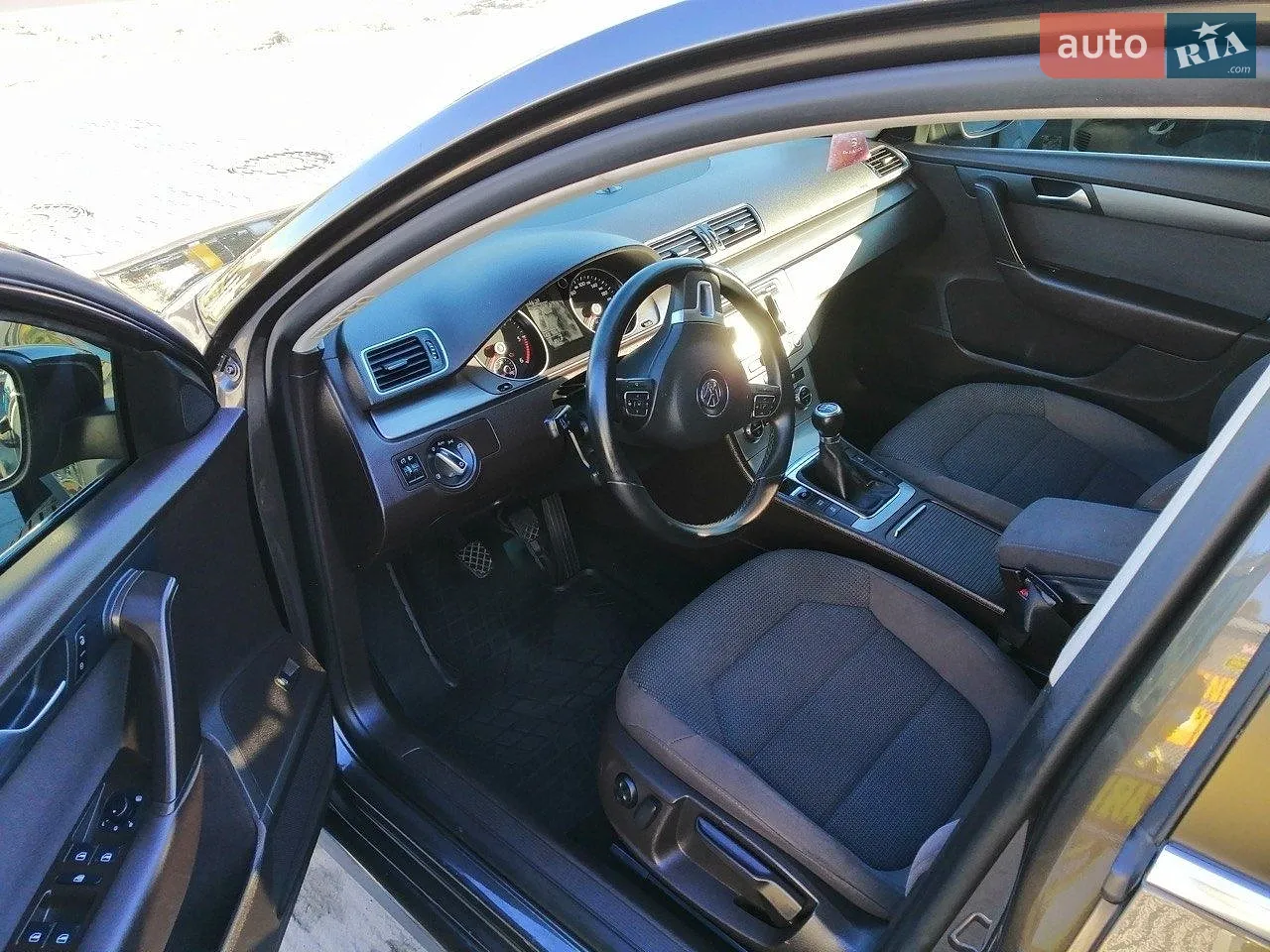 2012 Volkswagen Passat - мініатюра 22
