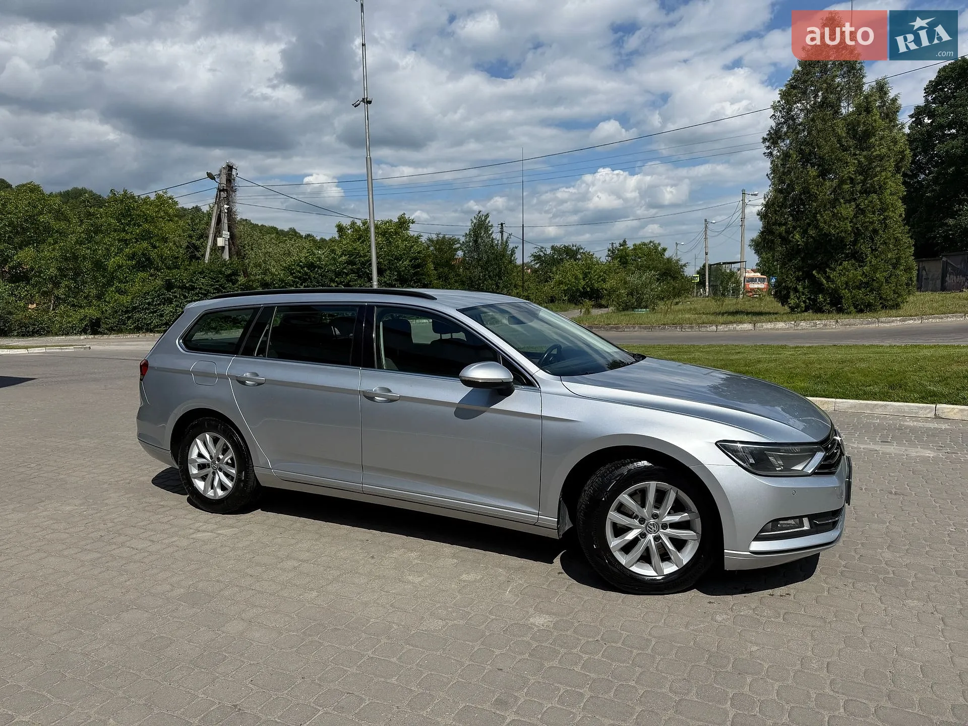 2016 Volkswagen Passat - мініатюра 2