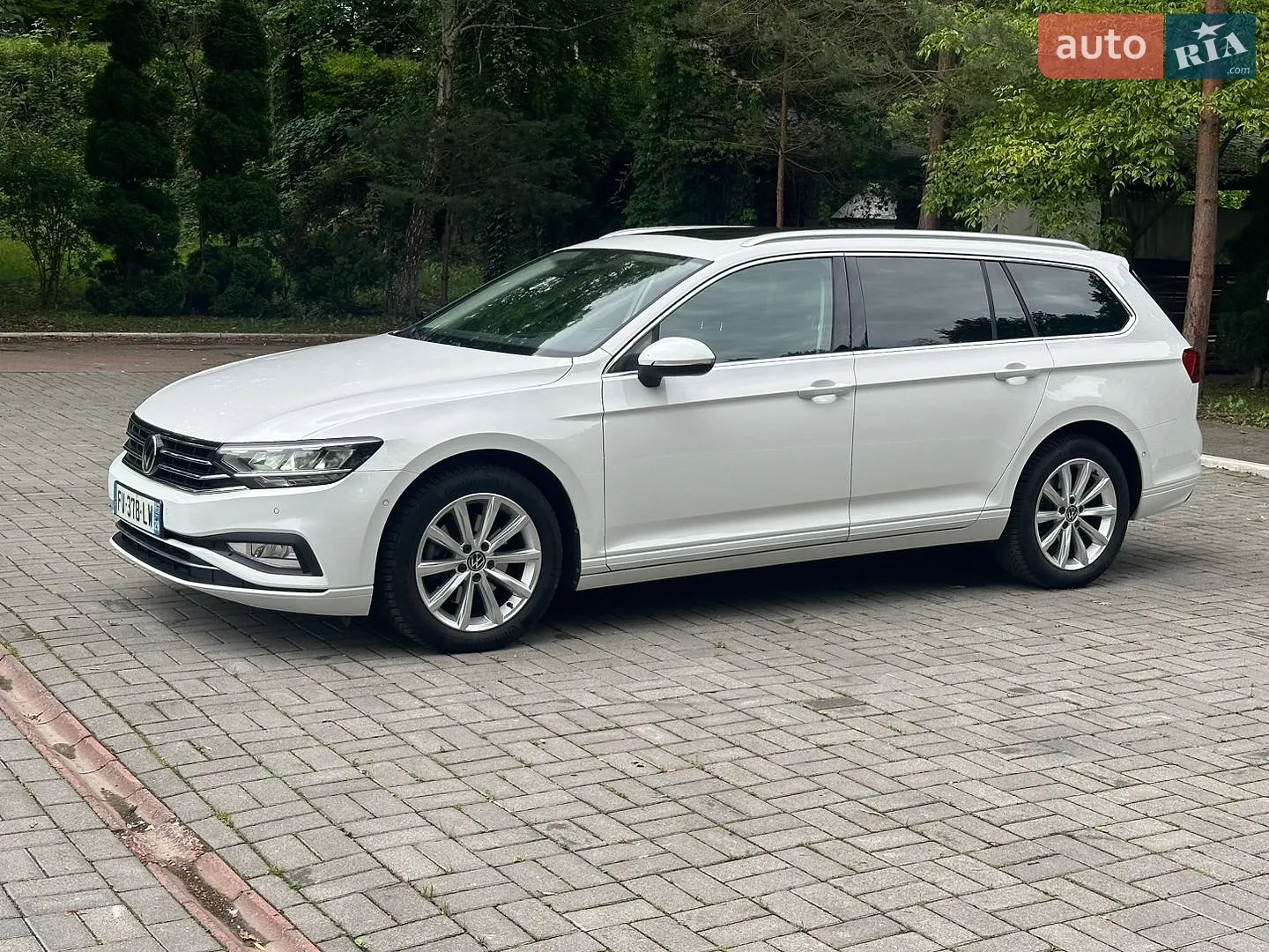 2020 Volkswagen Passat - мініатюра 9