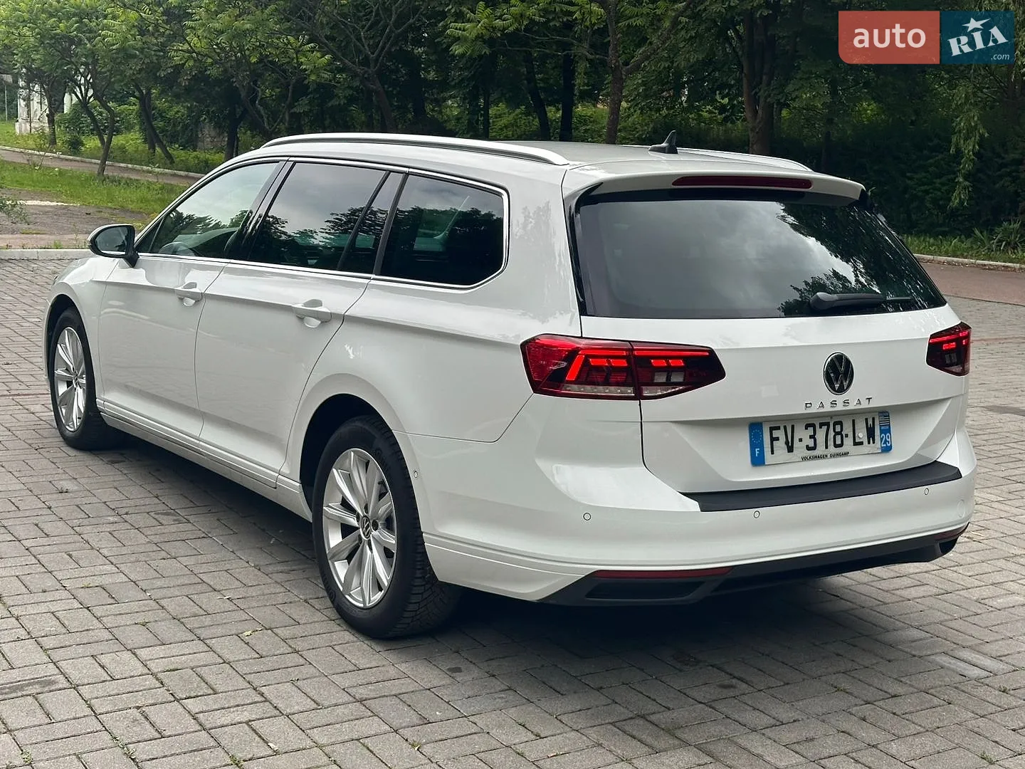 2020 Volkswagen Passat - мініатюра 14