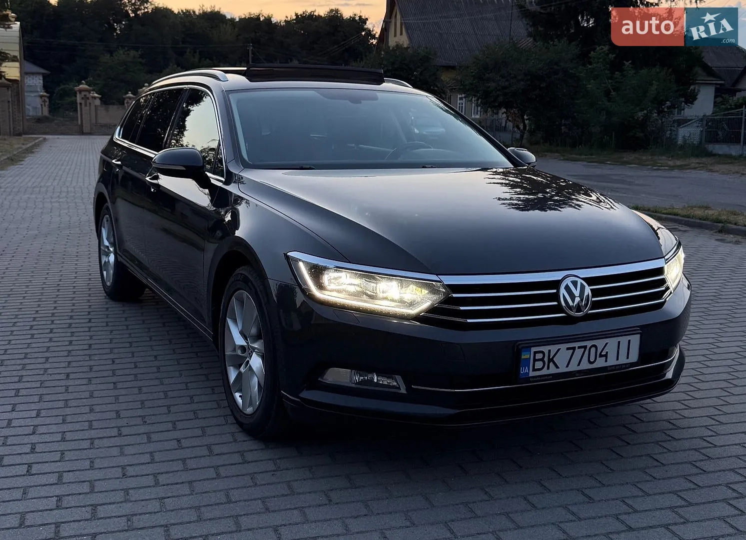 2018 Volkswagen Passat - фото 1