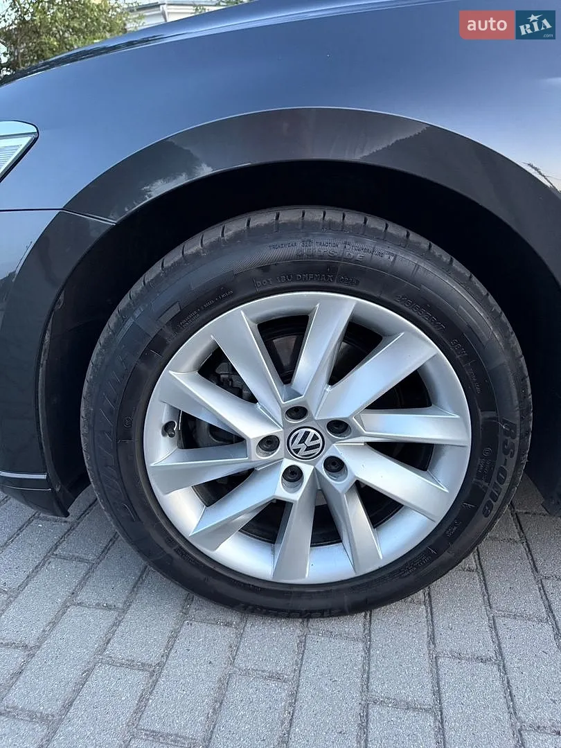 2018 Volkswagen Passat - мініатюра 12