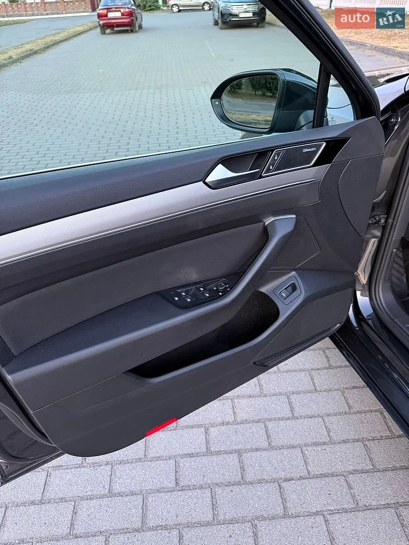 2018 Volkswagen Passat - мініатюра 16