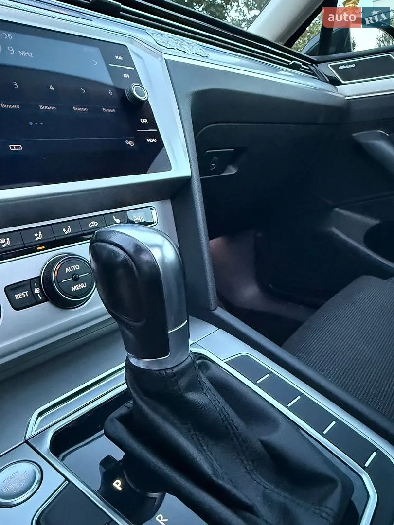 2018 Volkswagen Passat - мініатюра 21