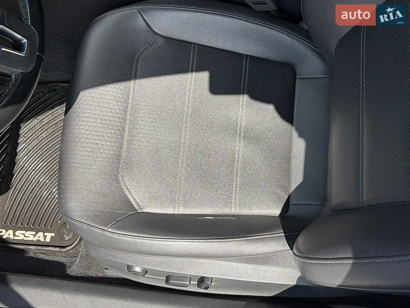 2015 Volkswagen Passat - мініатюра 26