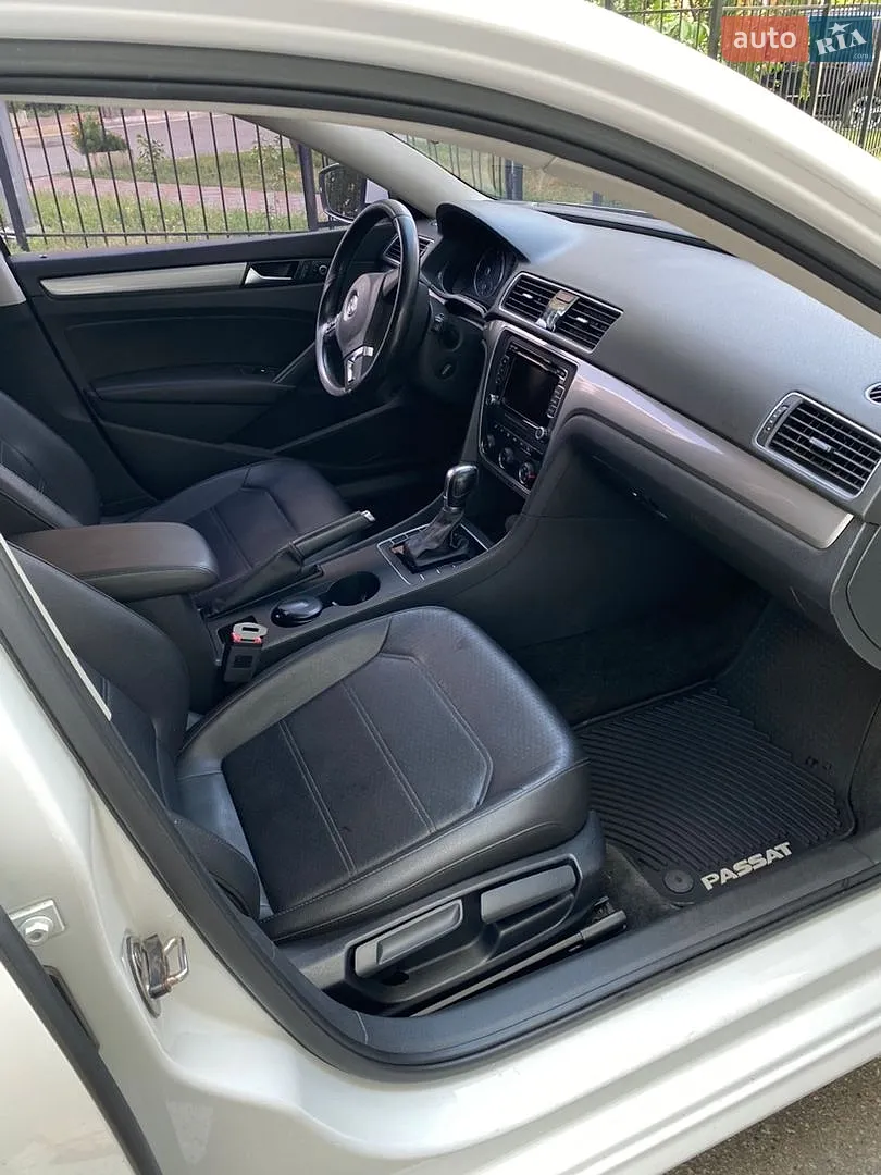 2015 Volkswagen Passat - мініатюра 8