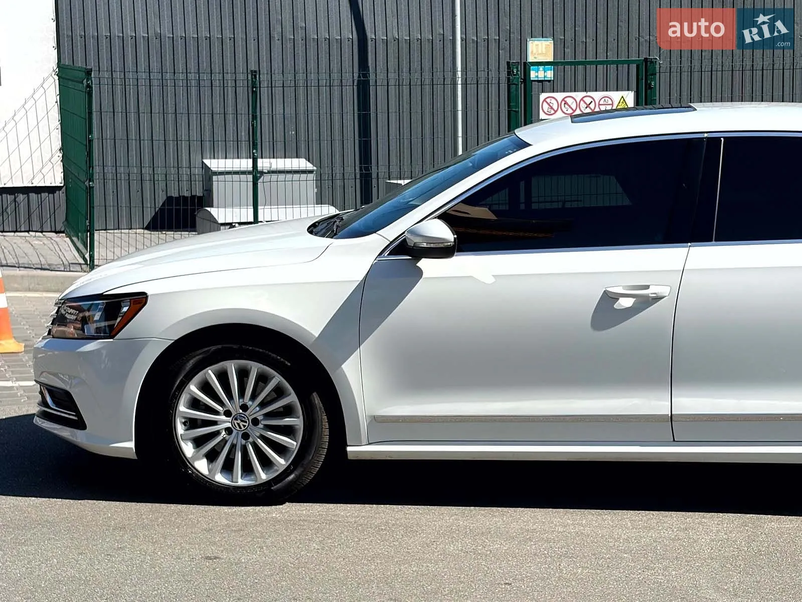 2016 Volkswagen Passat - мініатюра 10