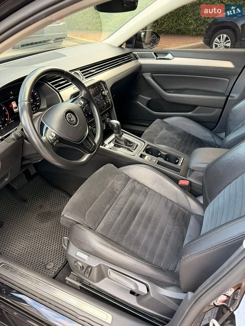 2019 Volkswagen Passat - мініатюра 11
