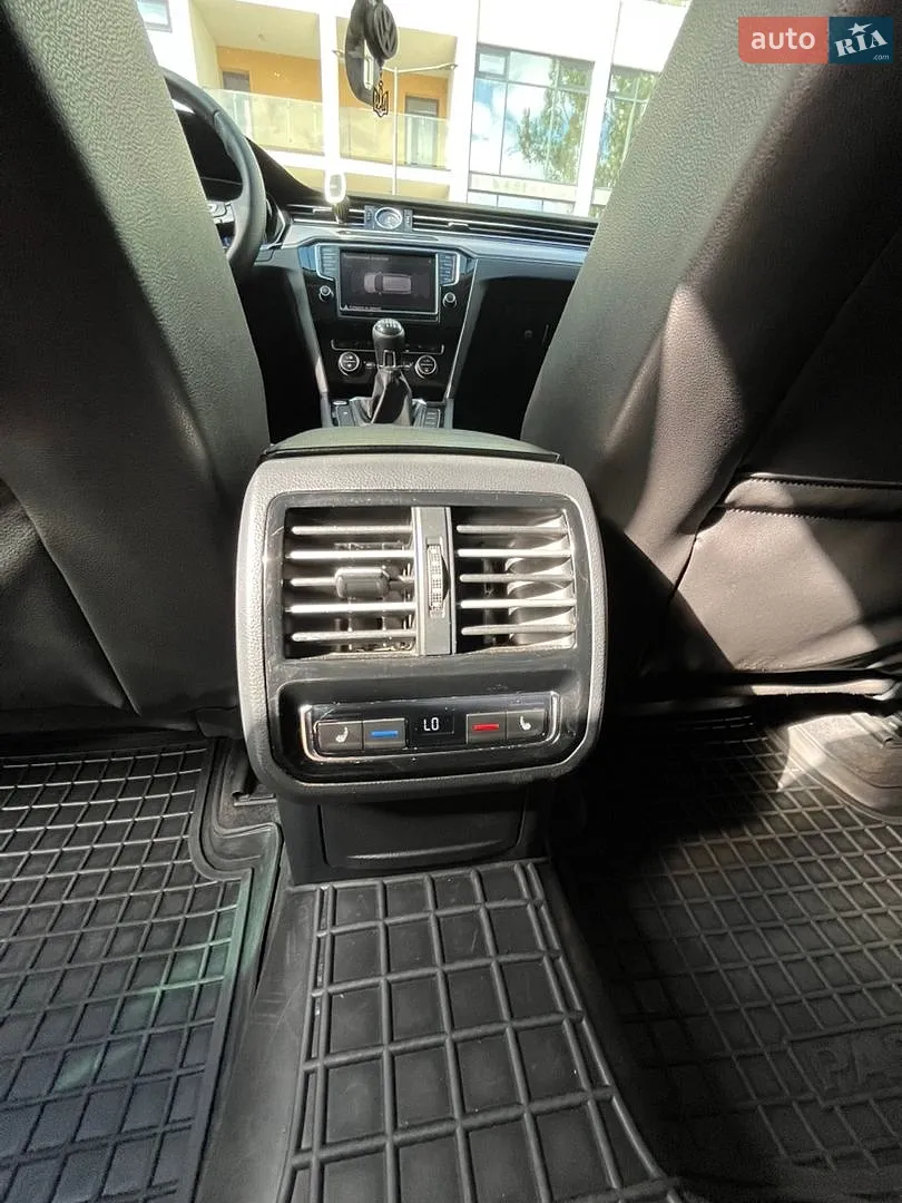 2014 Volkswagen Passat - мініатюра 28