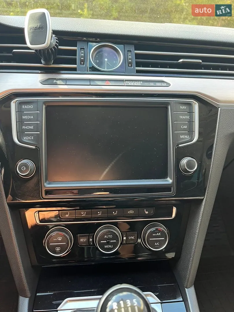 2014 Volkswagen Passat - мініатюра 31