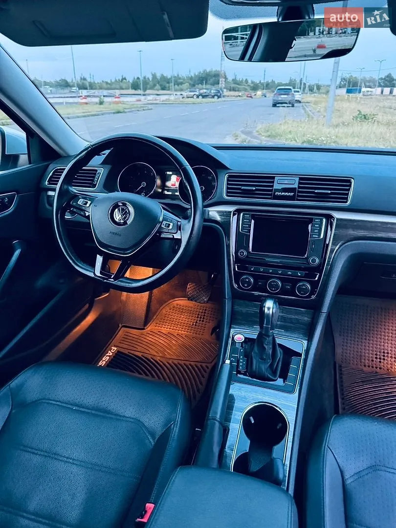 2018 Volkswagen Passat - мініатюра 15