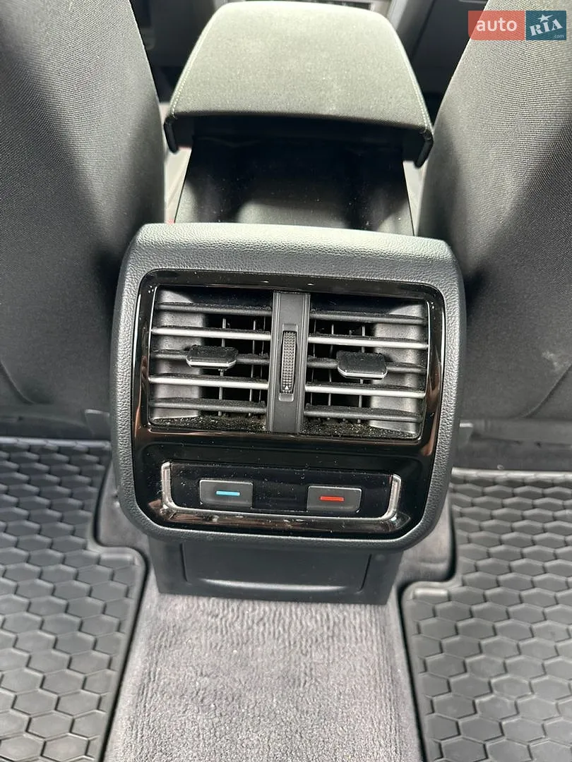 2015 Volkswagen Passat - мініатюра 17