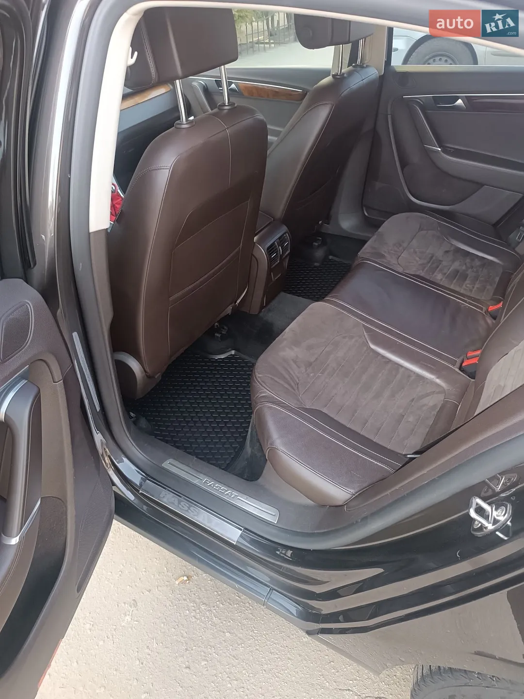 2011 Volkswagen Passat - мініатюра 16