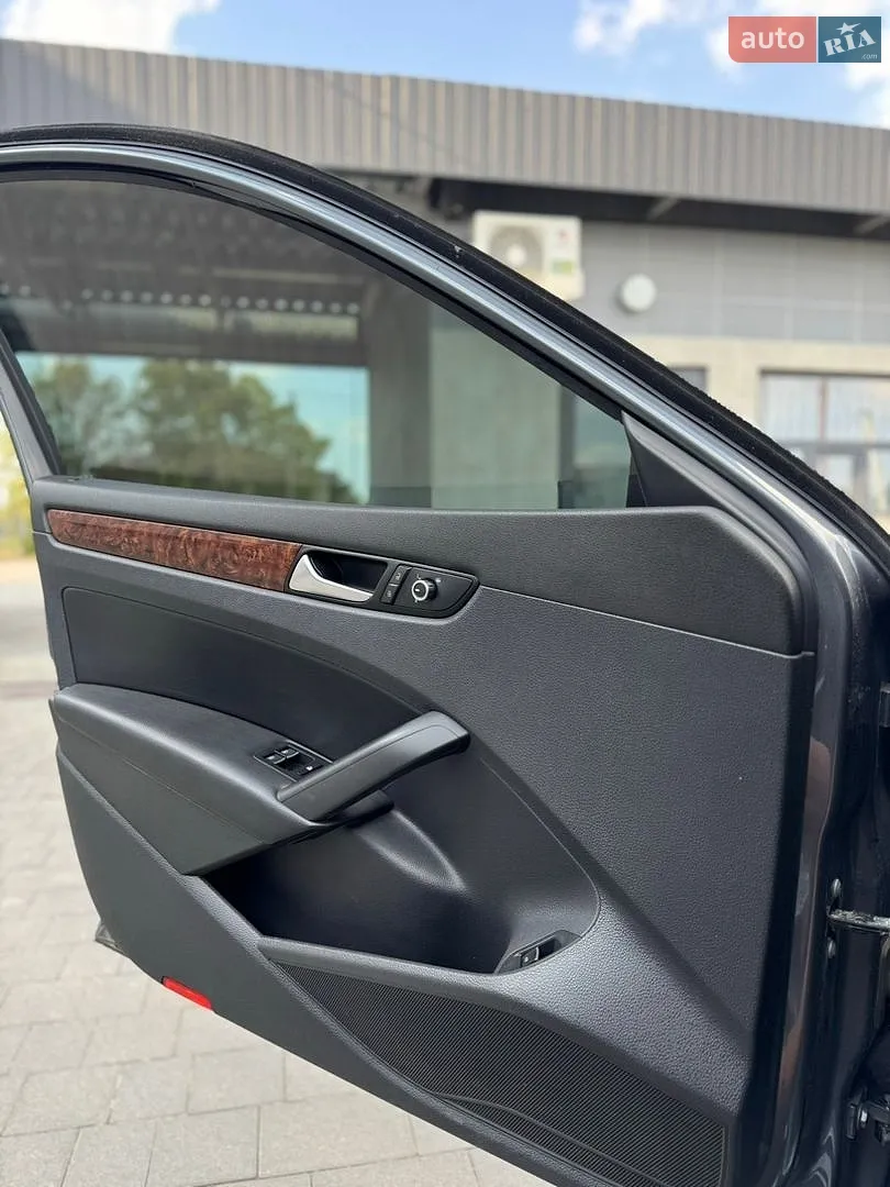2013 Volkswagen Passat - мініатюра 12