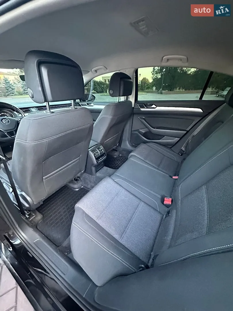 2015 Volkswagen Passat - мініатюра 16