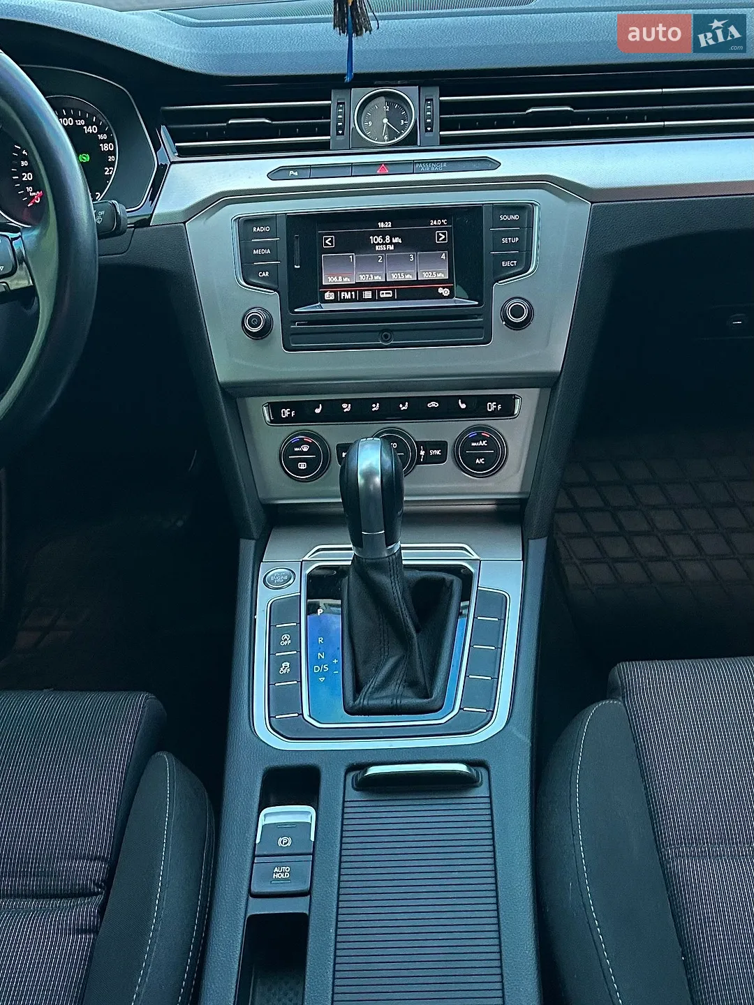 2015 Volkswagen Passat - мініатюра 32