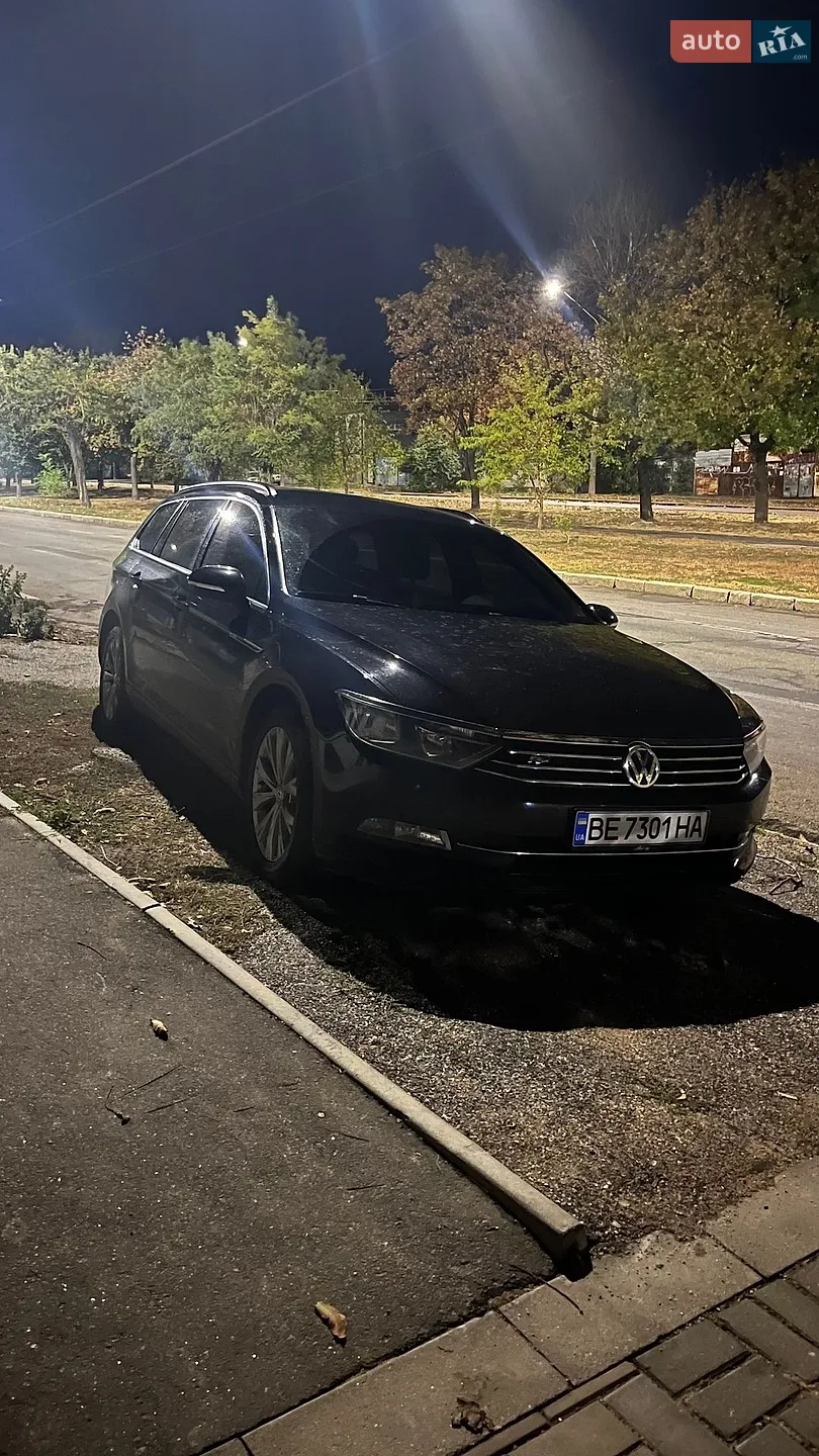 2017 Volkswagen Passat - мініатюра 2