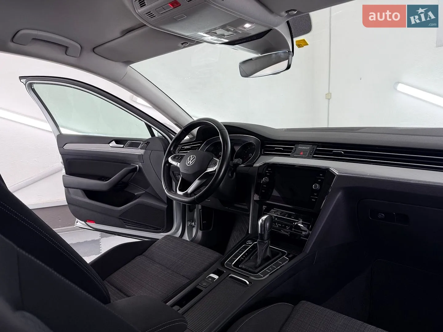 2020 Volkswagen Passat - мініатюра 42