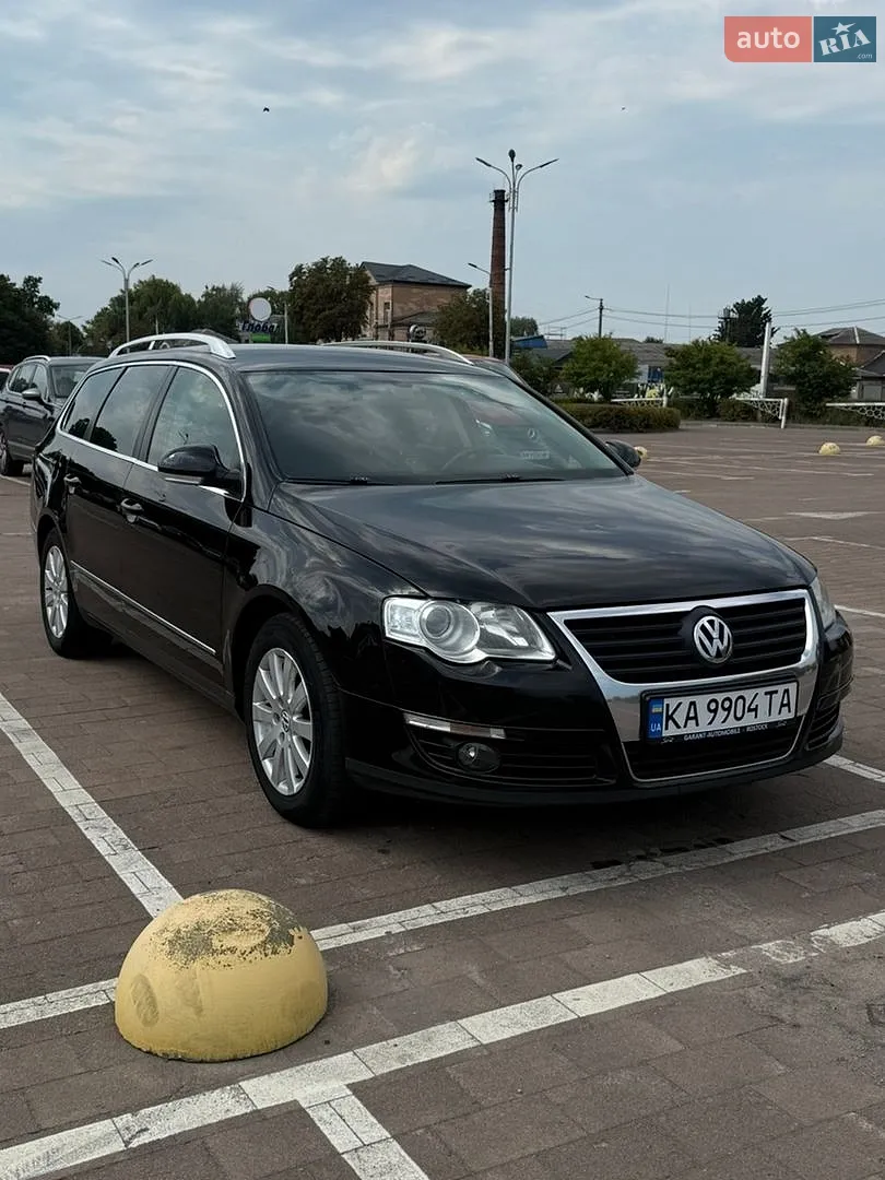 2010 Volkswagen Passat - фото 1