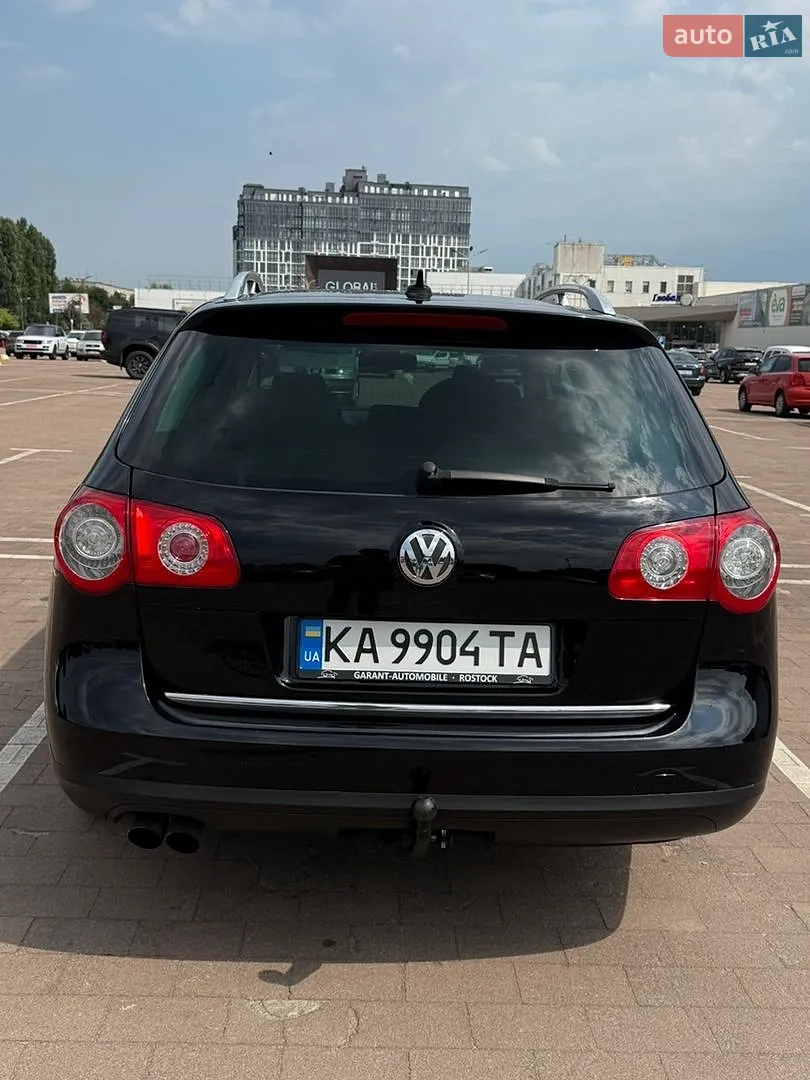 2010 Volkswagen Passat - мініатюра 5