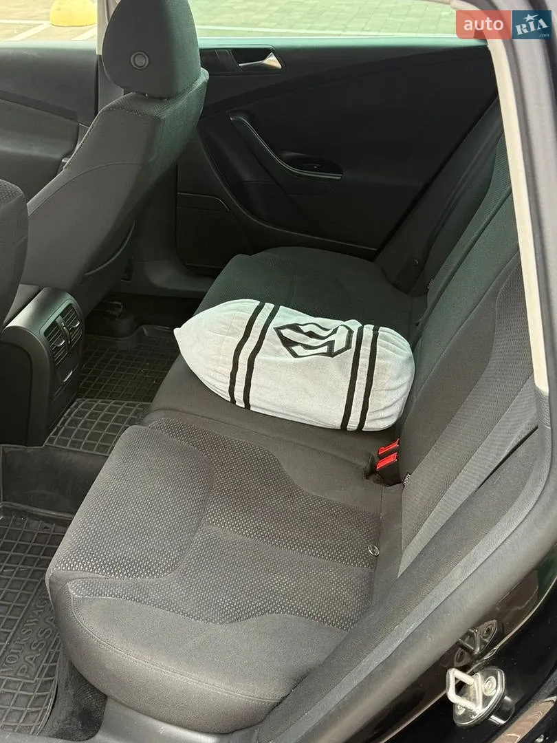 2010 Volkswagen Passat - мініатюра 14