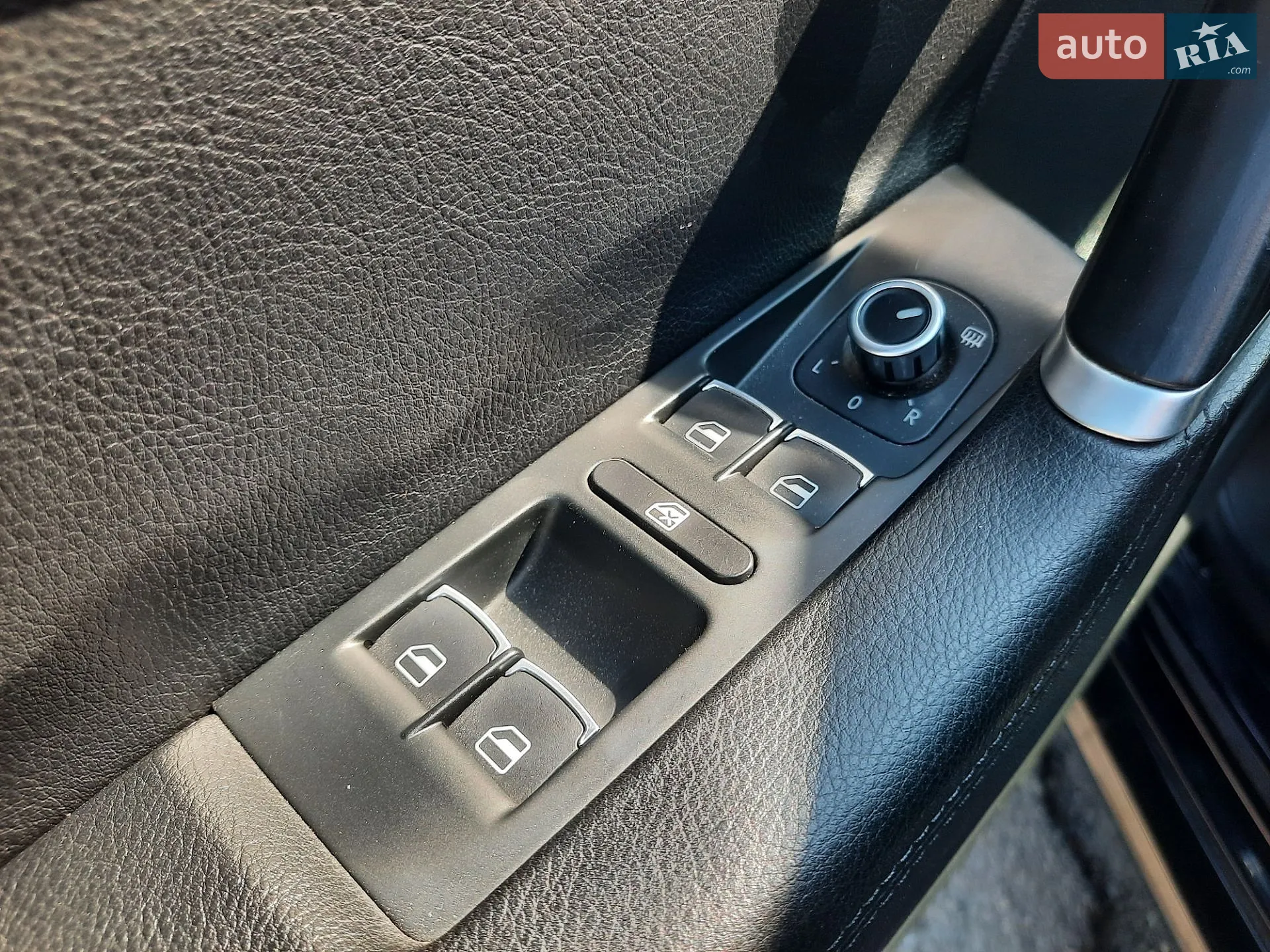 2011 Volkswagen Passat - мініатюра 6