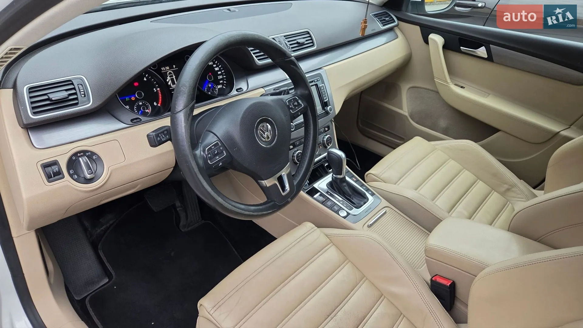 2013 Volkswagen Passat - мініатюра 19