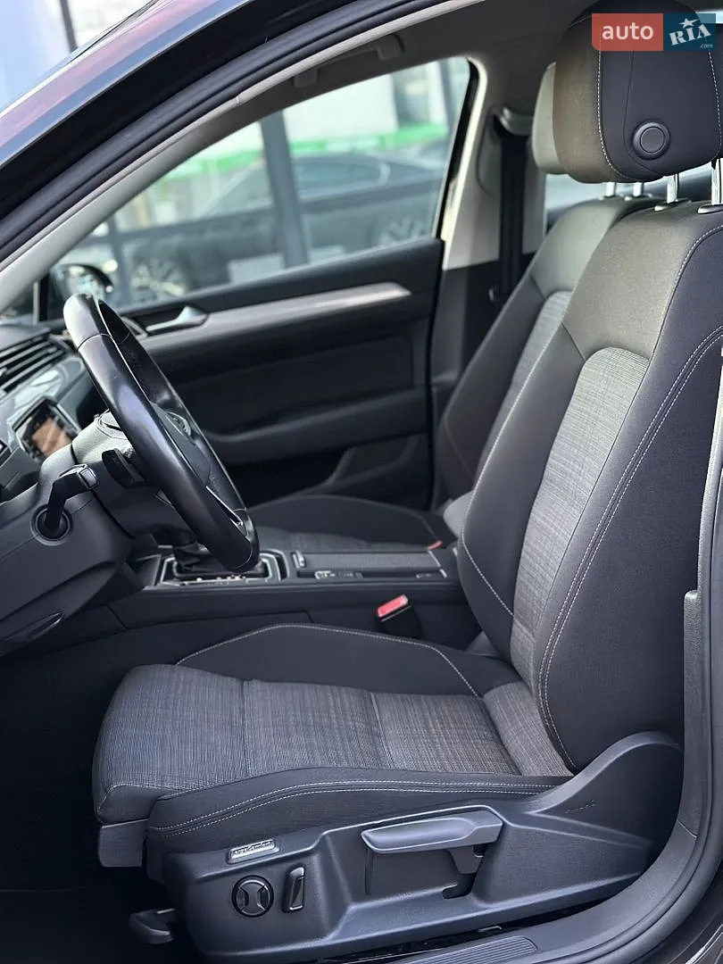 2021 Volkswagen Passat - мініатюра 37