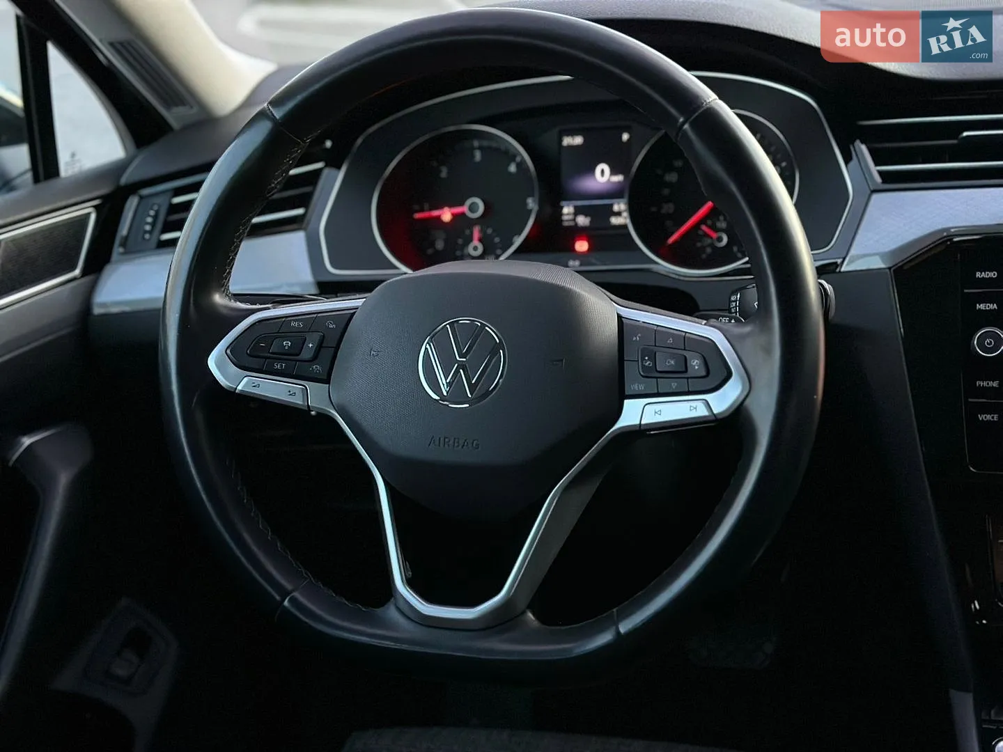 2021 Volkswagen Passat - мініатюра 46