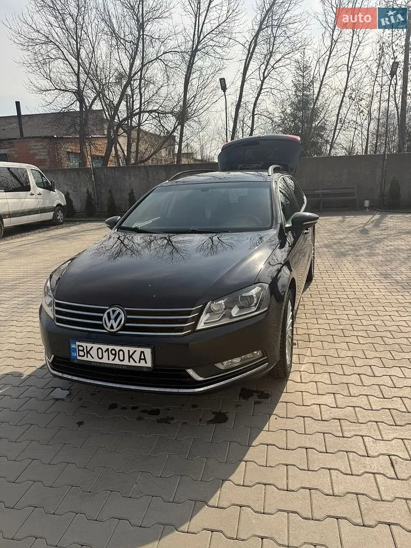 2011 Volkswagen Passat - мініатюра 4