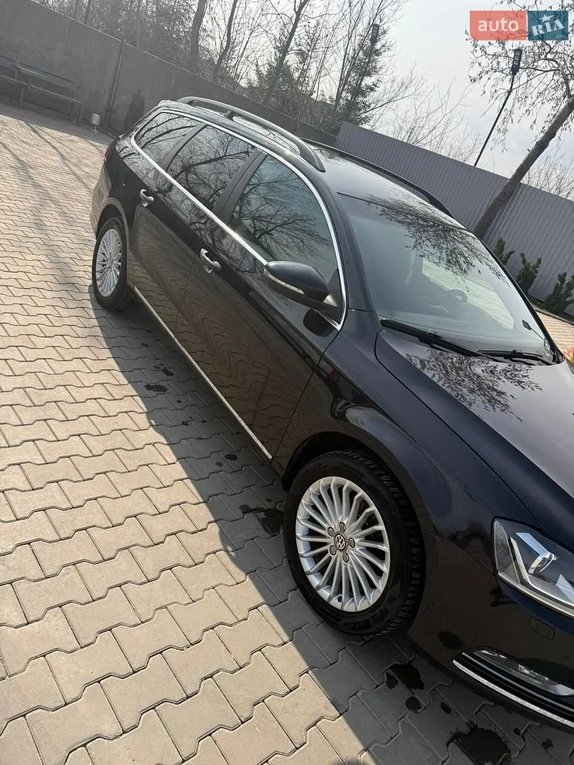 2011 Volkswagen Passat - мініатюра 9