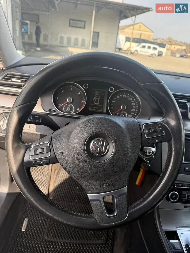 2011 Volkswagen Passat - мініатюра 19