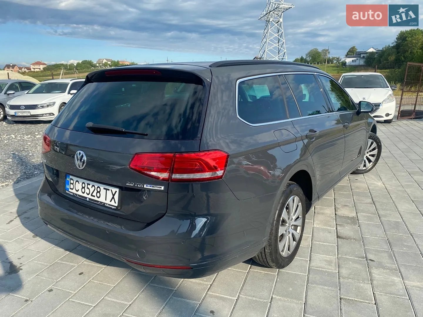 2017 Volkswagen Passat - мініатюра 9